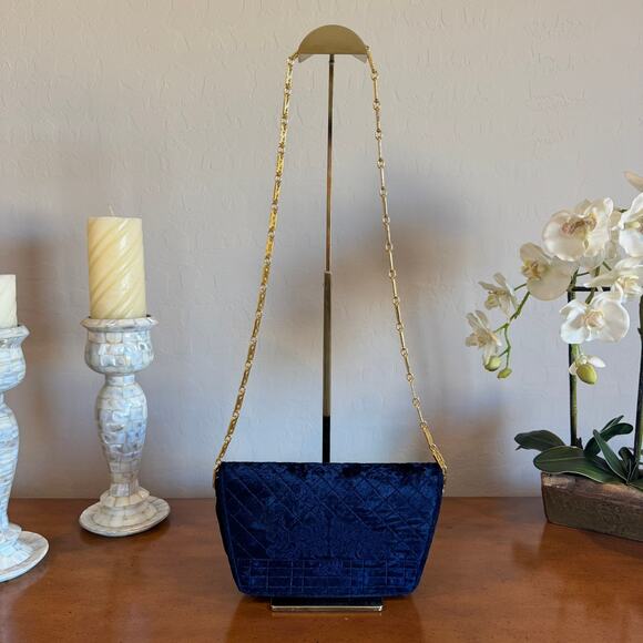 Very Rare Vintage Gianni Versace Blue Velvet Gold Chain Shoulder Bag - Picture 2 of 10